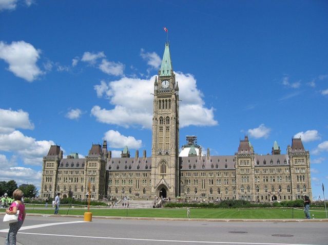 DenglerSW-Parliament-Ottawa-20050730-1280x960